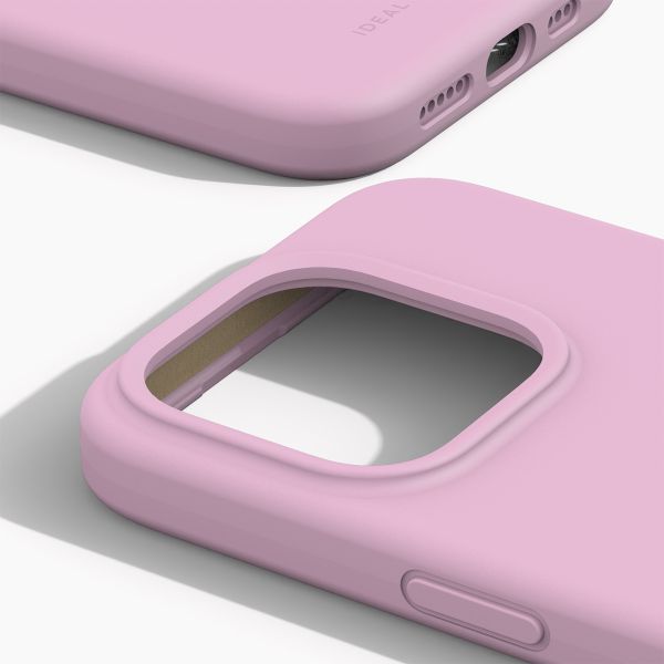 iDeal of Sweden Coque Silicone iPhone 15 Pro - Bubble Gum Pink