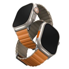 Uniq Bracelet Revix Premium Edition réversible Apple Watch Series 1 t/m 11 / SE / Ultra (44/45/46/49 mm) - Saffron Orange / Khaki