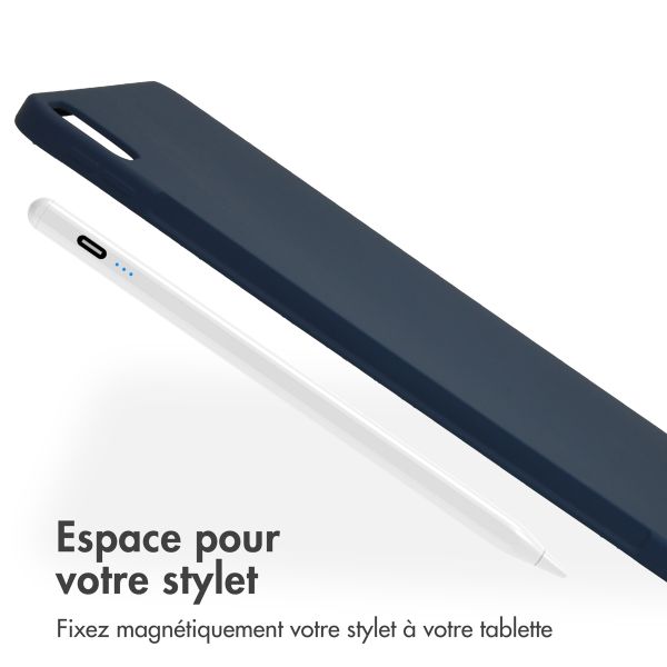Accezz Coque Liquid Silicone avec porte-stylet Apple iPad Air 13 pouces (2025) M3 / (2024) M2 - Bleu foncé