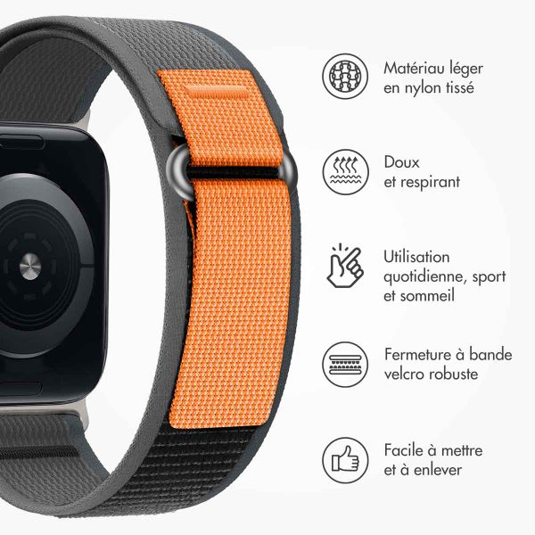 imoshion Bracelet Trail en nylon Apple Watch Series 1 t/m 11 / SE / Ultra (44/45/46/49 mm) - Black / Grey