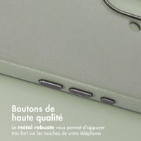 Accezz Coque arrière en cuir avec MagSafe Apple iPhone 16 - Light Grey