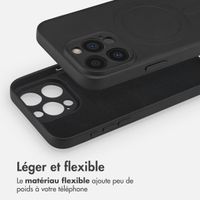 imoshion Coque Couleur avec MagSafe Apple iPhone 15 Pro Max - Noir