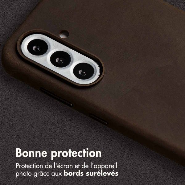 Accezz Coque MagSafe en cuir vintage Samsung Galaxy A56 - Rustic Brown