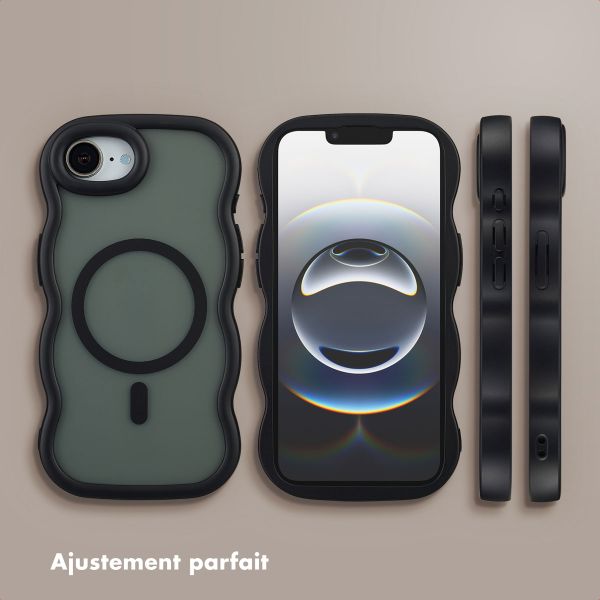 Selencia Coque arrière Wavy avec MagSafe Apple iPhone 16e - Noir