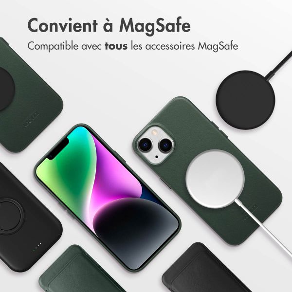 Accezz Coque arrière en cuir avec MagSafe Apple iPhone 14 - Cedar Green