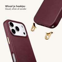 Selencia Coque arrière Rivièra avec MagSafe avec crochets amovibles iPhone 12 / 12 Pro - Bold Burgundy