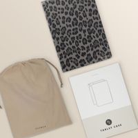 Selencia Coque tablette Sabi avec imprimé léopard Samsung Galaxy Tab A11 Plus - Midnight Black