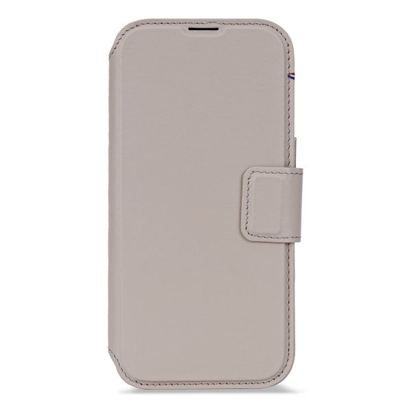 Decoded Portefeuille détachable 2 en 1 en cuir MagSafe Apple iPhone 17 - Solid Clay