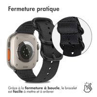 imoshion Bracelet en nylon Apple Watch Series 1-10 / SE / Ultra (2) - 42/44/45/46/49 mm - Noir