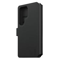 CARE by PanzerGlass Étui de télephone portefeuille Tango 2 en 1 avec MagSafe Samsung Galaxy S25 Ultra - Black