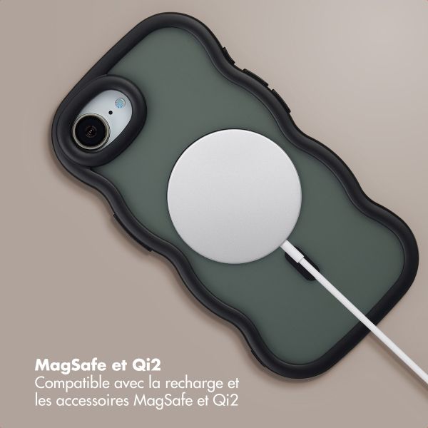Selencia Coque arrière Wavy avec MagSafe Apple iPhone 16e - Noir