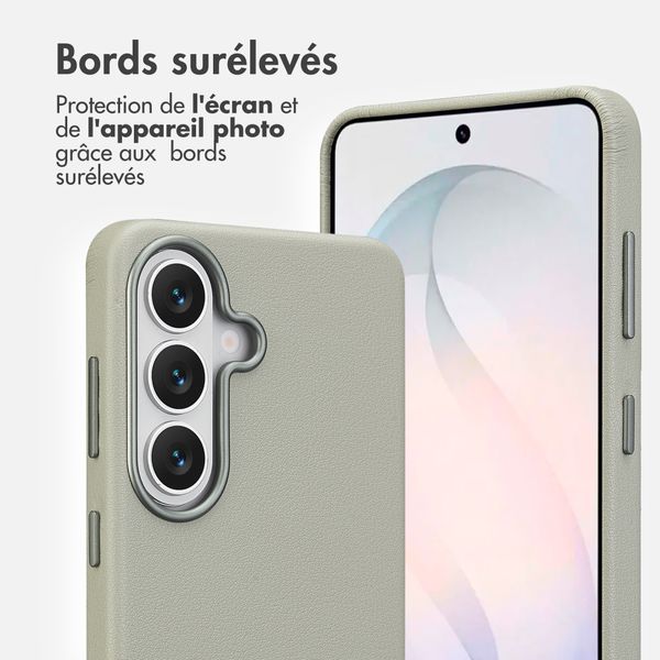 Accezz Coque arrière en cuir avec MagSafe Samsung Galaxy S26 - Light Grey