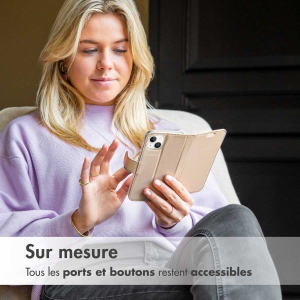 Accezz Étui de téléphone portefeuille Wallet Samsung Galaxy S22 Plus - Dorée