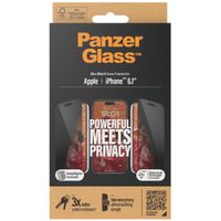 PanzerGlass ﻿Protection d'écran Privacy Ultra-Wide Fit Anti-bactérienne avec applicateur iPhone 15