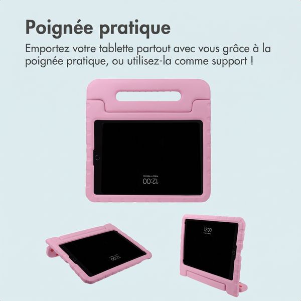 imoshion Coque arrière Kidsproof Design avec poignée Apple iPad 9 (2021) 10.2 pouces / iPad 8 (2020) 10.2 pouces / iPad 7 (2019) 10.2 pouces - Cœurs