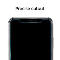 Spigen Protection d'écran en verre trempé GLAStR Fit + Applicator 2-pack Apple iPhone 11