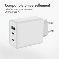 imoshion Powerbank 4-en-1 MagSafe + Support de téléphone pour voiture MagSafe Accezz + Câble USB-C vers USB-C Accezz + Chargeur mural ultra rapide Accezz - Kit de démarrage iPhone série 15 / iPhone série 16