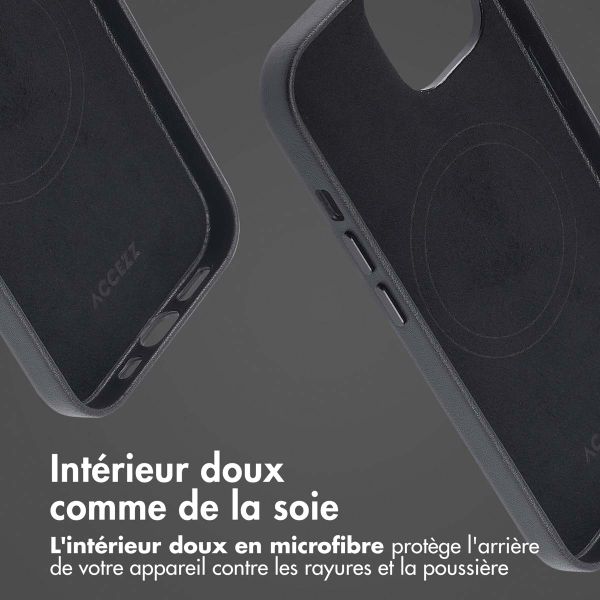 Accezz Coque arrière en cuir avec MagSafe iPhone 15 - Onyx Black