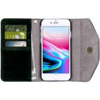 iDeal of Sweden Mayfair Clutch Velvet iPhone SE (2022 / 2020) / 8 / 7 / 6(s) - Vert