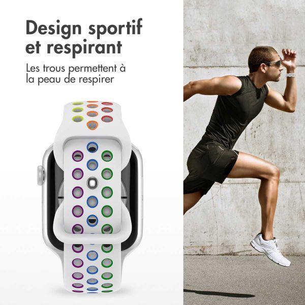 imoshion Bracelet sport⁺ Apple Watch Series 1 á 9 / SE (38/40/41 mm) | Series 10 / 11 (42 mm) - Taille M/L - White Rainbow