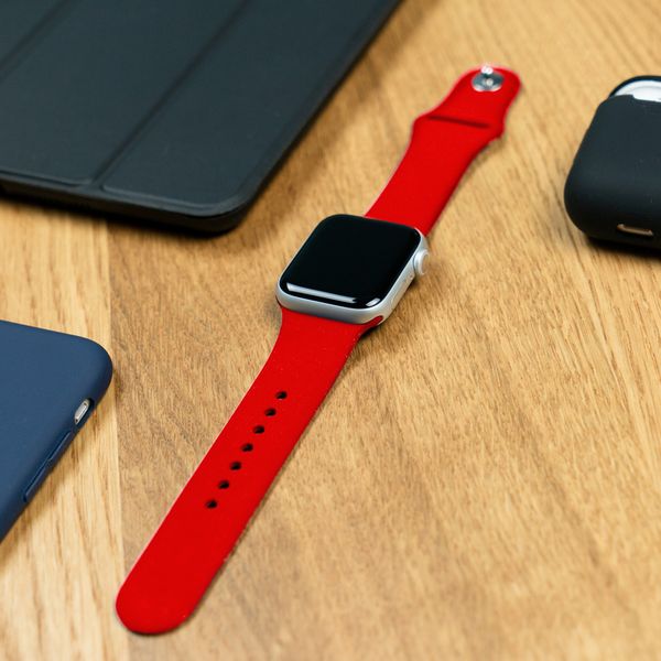 imoshion Bracelet silicone Apple Watch Series 1 á 11 / SE / Ultra (44/45/46/49 mm) - Rouge