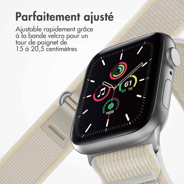 imoshion Bracelet en nylon Trail Apple Watch Series 1 á 9 / SE (38/40/41 mm) | Series 10 (42 mm) - Starlight