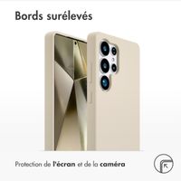 Accezz Coque Liquid Silicone avec MagSafe Samsung Galaxy S25 Ultra - Stone