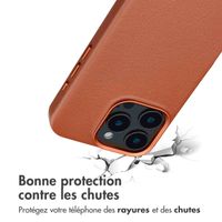 Accezz Coque arrière en cuir avec MagSafe iPhone 16 Pro Max - Sienna Brown