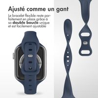 imoshion Bracelet en silicone fin Apple Watch Series 1-9 / SE (38/40/41 mm) | Series 10 (42 mm) - Bleu Marine