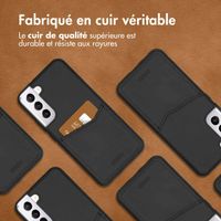 Accezz ﻿Coque en cuir de qualité supérieure avec fentes pour cartes Samsung Galaxy S22 Plus - Noir