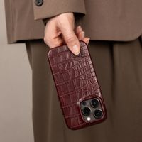 Selencia Coque arrière Croco avec MagSafe Apple iPhone 16 - Burgundy