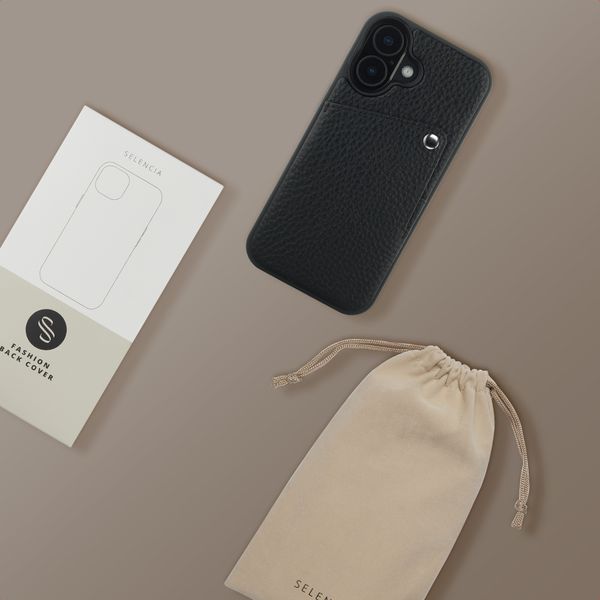 Selencia Coque Riva avec porte-cartes Apple iPhone 17 - Noir