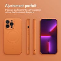 imoshion Coque Couleur avec MagSafe Apple iPhone 13 Pro - Neon Orange