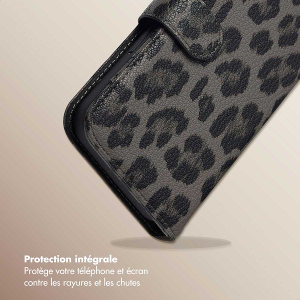 Selencia Étui de télephone portefeuille imprimé léopard Sabi Apple iPhone 15 - Midnight Black