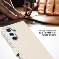 Selencia Étui portefeuille en cuir véritable Samsung Galaxy A35 - Greige