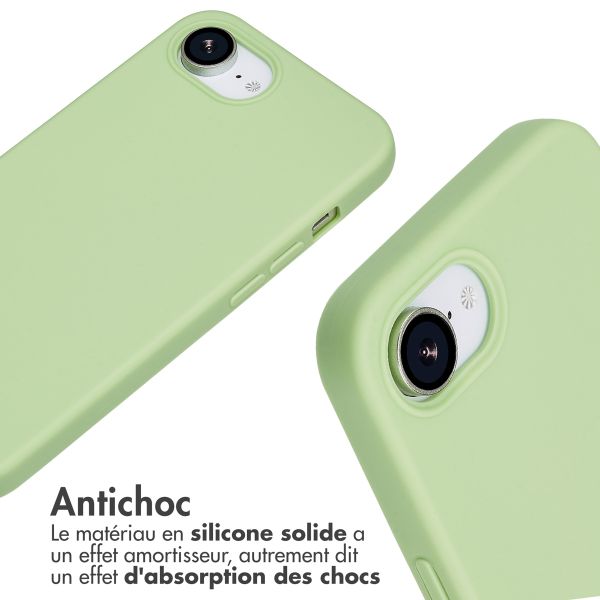 imoshion Coque en silicone avec cordon iPhone 16e - Vert