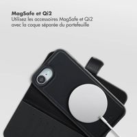 Selencia Étui portefeuille amovible Olyn avec MagSafe Apple iPhone 16e - Noir