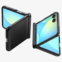 Spigen Coque Tough Armor Pro MagFit Samsung Galaxy Z Flip 7 - Noir