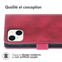 imoshion Etui de téléphone portefeuille avec cordon iPhone 15 - Rouge