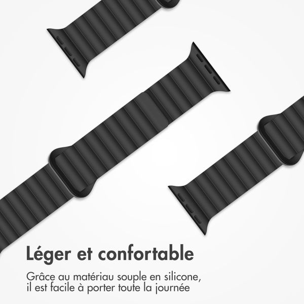 imoshion Bracelet en silicone magnétique Apple Watch Series 1 t/m 9 / SE (38/40/41 mm) | Series 10 / 11 (42 mm) - Noir / Gris