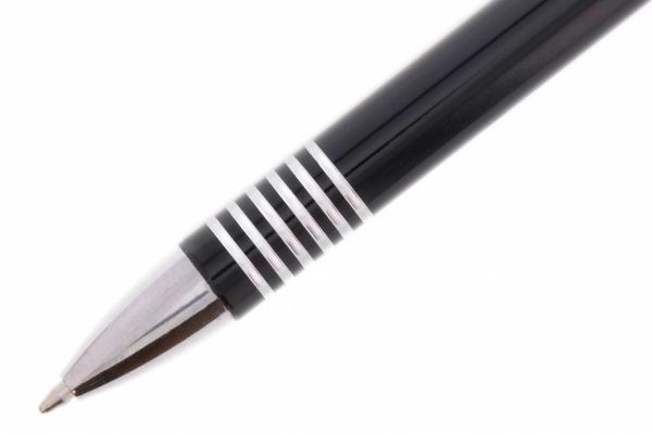 Stylo à bille avec stylet
