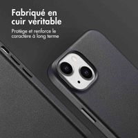 Accezz Coque arrière en cuir avec MagSafe Apple iPhone 14 - Onyx Black