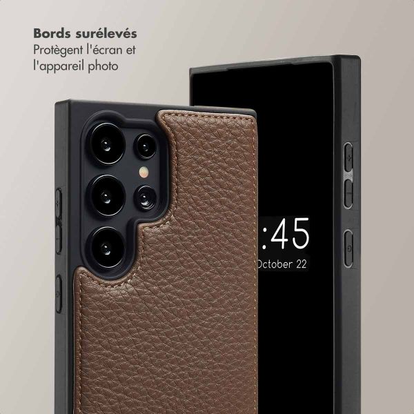 Selencia Coque de télephone Nova avec cordon et porte-cartes Samsung Galaxy S24 Ultra - Mocha Brown