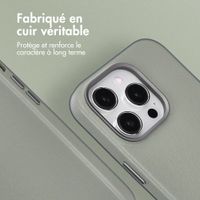 Accezz Coque arrière en cuir avec MagSafe Apple iPhone 14 Pro - Light Grey