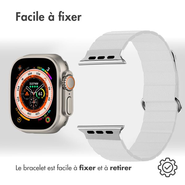 imoshion Bracelet en cuir magnétique Apple Watch Series 1-10 / SE / Ultra (2) - 42/44/45/46/49 mm - Blanc