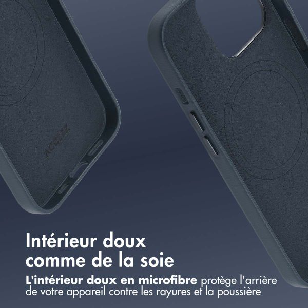 Accezz Coque arrière en cuir avec MagSafe iPhone 13 Pro - Nightfall Blue