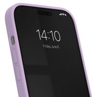 iDeal of Sweden Coque en silicone avec MagSafe Apple iPhone 17e / 16e / 15 / 14 / 13 - Lavender Milk