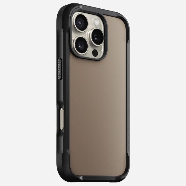 Nomad Coque Rugged Apple iPhone 16 Pro - Desert