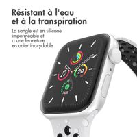 imoshion Bracelet sport⁺ Apple Watch Series 1 á 11 / SE / Ultra (44/45/46/49 mm) - Taille S/M - Pure Platinum & Black