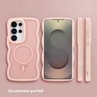 Selencia Coque arrière Wavy avec MagSafe Samsung Galaxy S25 Ultra - Soft Pink